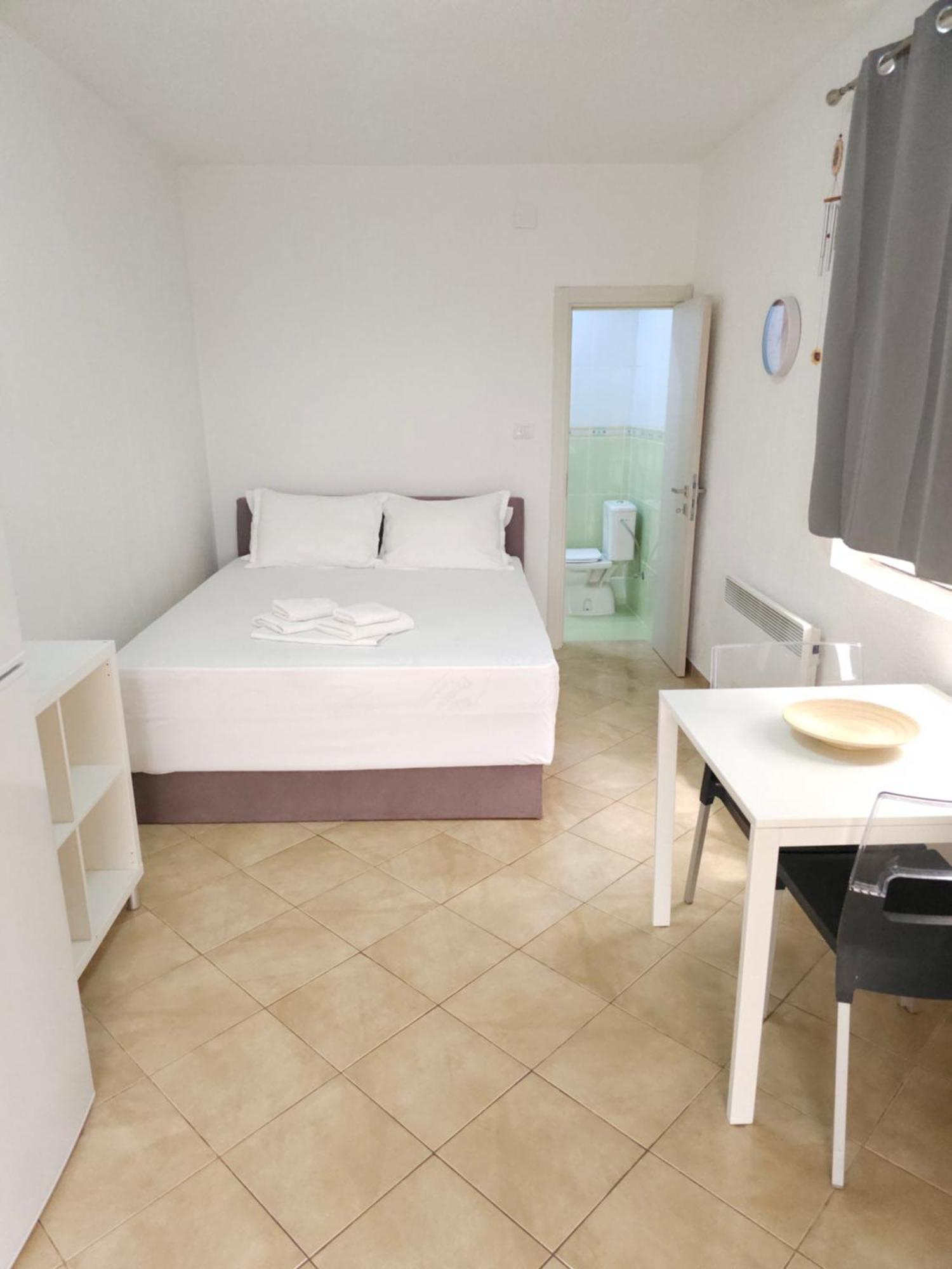 Talija Apartments Krimovica Budva Phòng bức ảnh